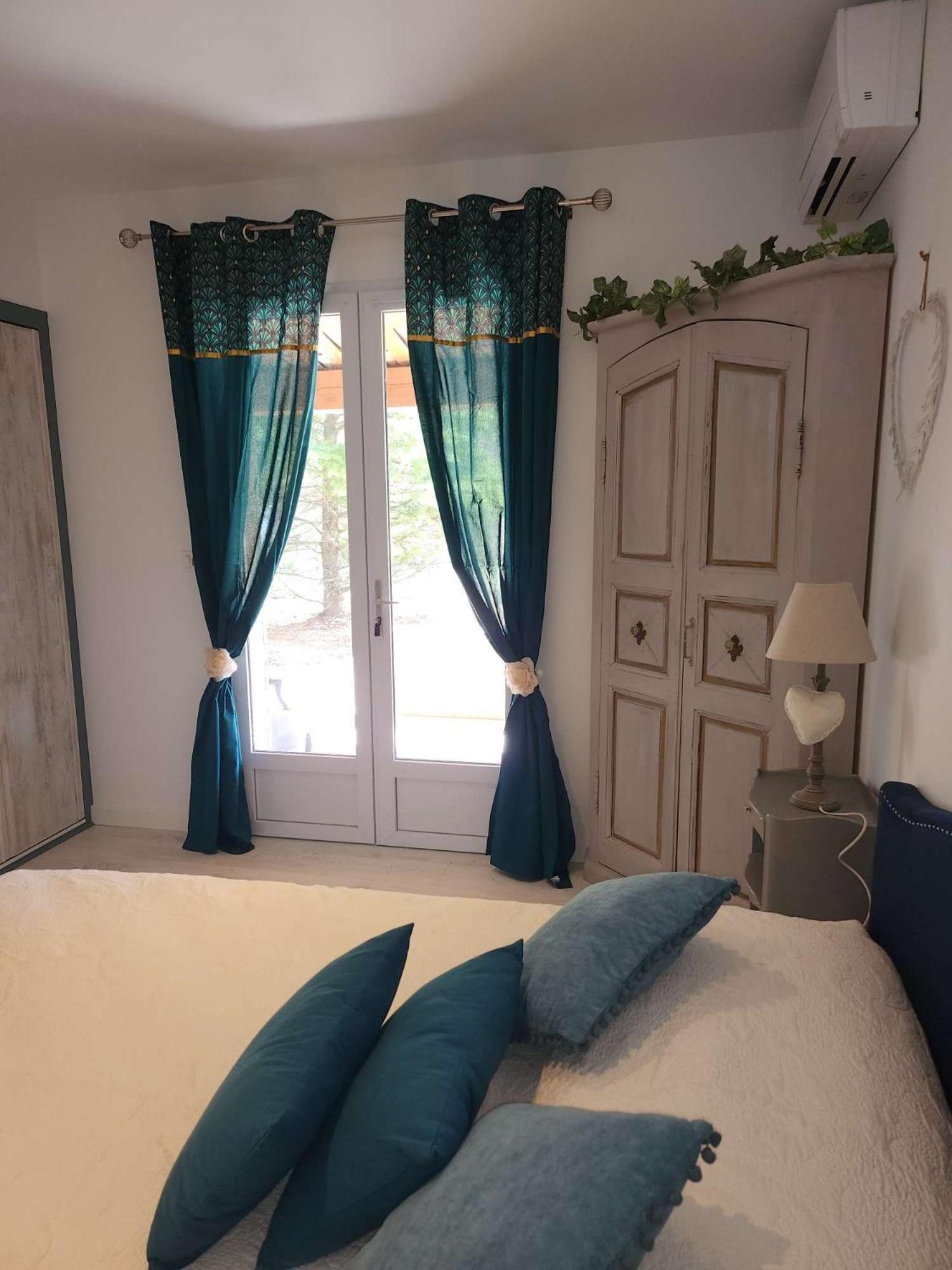 Le Clos Renaissance Oppede Luaran gambar