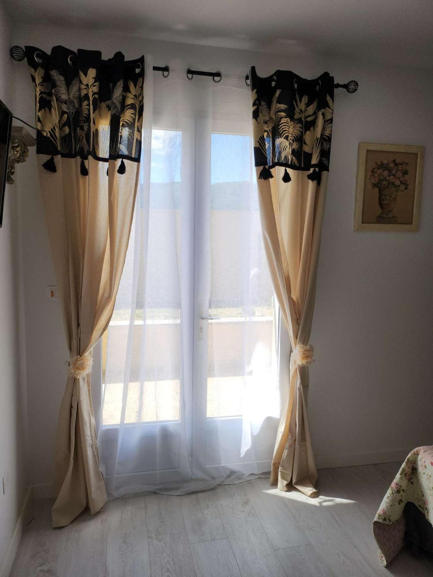 Le Clos Renaissance Oppede Luaran gambar